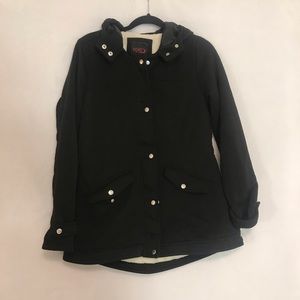 Yoki SZ Large black coat hood pockets